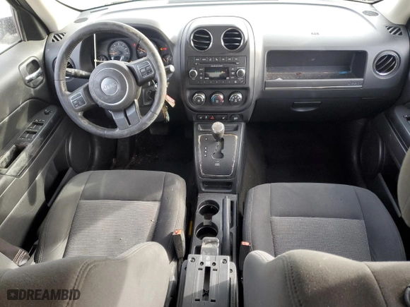 2016 Jeep Patriot Latitude with VIN 1C4NJRFB1GD501224, listed as a Copart auction lot 41407995 with 54,879 mi miles and Salvage Title. Bid and sale history available at carsss.com. Image 8.