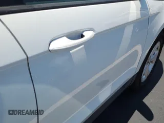 2020 Ford Edge SE с VIN 2FMPK3G98LBA30683, выставлен на аукционе IAAI как лот 42550081 с пробегом 89 099 миль миль и . История ставок и продаж доступна на DreamBid. Изображение 24.