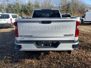 2024 Chevrolet Silverado 3500HD High Country with VIN 2GC4YVEYXR1165898, listed as a Copart auction lot 80017064 with 7,234 mi miles and Salvage Title. Bid and sale history available at carsss.com. Image 6.