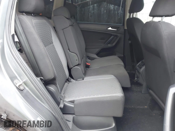 2021 Volkswagen Tiguan S with VIN 3VV0B7AX3MM026708, listed as a IAAI auction lot 41527399 with 80,061 mi miles and . Bid and sale history available at DreamBid. Image 8.