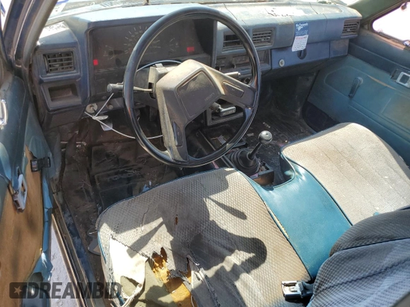 1986 Toyota Pickup с VIN JT4RN70D2G0018661, выставлен на аукционе Copart как лот 52309025 с пробегом 621 023 миль миль и Списание • Salvage title. История ставок и продаж доступна на DreamBid. Изображение 8.