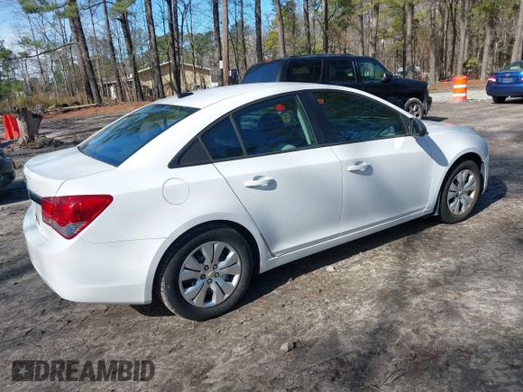 2014 Chevrolet Cruze LS with VIN 1G1PA5SH1E7167616, listed as a IAAI auction lot 41589435 with 180,149 mi miles and . Bid and sale history available at DreamBid. Image 4.