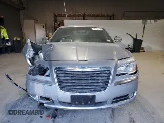 2014 Chrysler 300 C with VIN 2C3CCAKTXEH383941, listed as a Copart auction lot 41703475 with 105,709 mi miles and Salvage Title. Bid and sale history available at DreamBid. Image 5.