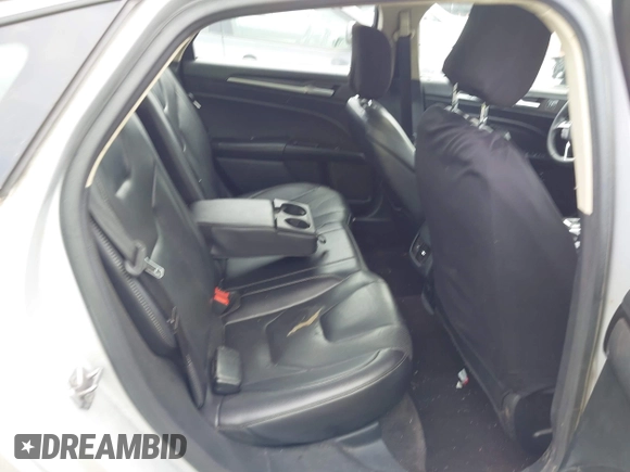 2017 Ford Fusion Hybrid Titanium с VIN 3FA6P0RU5HR181755, выставлен на аукционе IAAI как лот 42704832 с пробегом 152 688 миль миль и . История ставок и продаж доступна на DreamBid. Изображение 8.