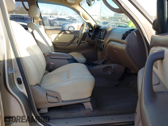 2004 Toyota Tundra SR5 with VIN 5TBET341X4S435475, listed as a IAAI auction lot 41772817 with 286,097 mi miles and . Bid and sale history available at DreamBid. Image 5.