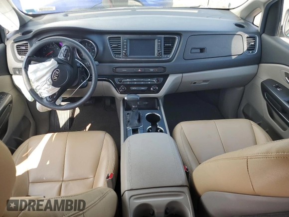 2020 Kia Sedona LX with VIN KNDMB5C18L6596327, listed as a Copart auction lot 59417774 with 39,078 mi miles and Salvage Title. Bid and sale history available at carsss.com. Image 8.