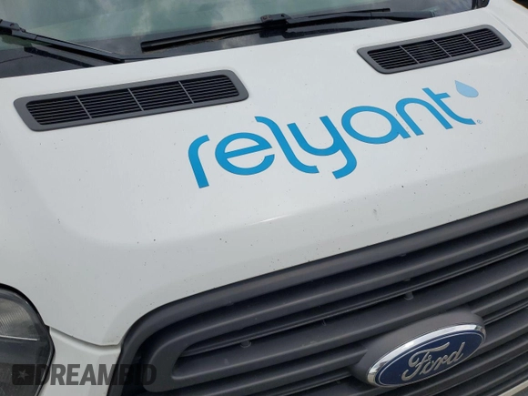 2018 Ford Transit with VIN 1FTYE1CM1JKB31128, listed as a IAAI auction lot 42737735 with 208,336 mi miles and . Bid and sale history available at DreamBid. Image 4.