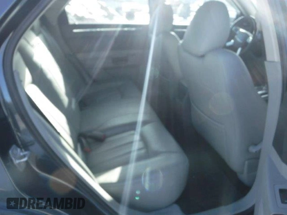 2007 Chrysler 300 C with VIN 2C3LK63H07H827552, listed as a Copart auction lot 45689325 with Not Provided miles and Salvage Title. Bid and sale history available at carsss.com. Image 6.