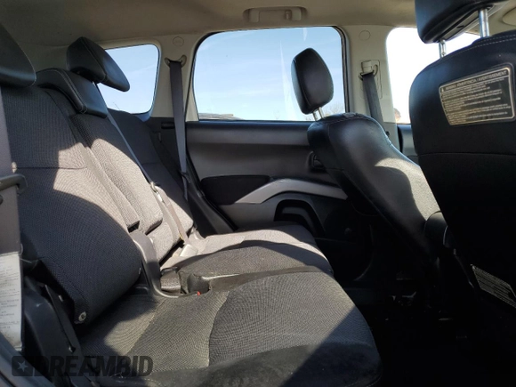2008 Mitsubishi Outlander SE z VIN JA4LS31W78Z011008, wystawiony jako Copart lot #83665144 z przebiegiem 144 831 mil mil oraz Nie do naprawy • Non repairable. Historia ofert i sprzedaży dostępna na DreamBid. Obrazek 11.