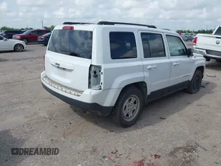 2017 Jeep Patriot Sport with VIN 1C4NJPBA5HD145525, listed as a IAAI auction lot 42096995 with 115,557 mi miles. Bid and sale history available at carsss.com. Image 4.