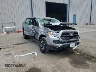 2017 Toyota Tacoma SR5 with VIN 5TFCZ5AN2HX102011, listed as a Copart auction lot 60784795 with 61,742 mi miles and Salvage title. Bid and sale history available at DreamBid. Image 13.