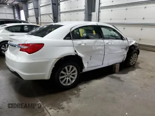 2012 Chrysler 200 Touring with VIN 1C3CCBBB4CN195496, listed as a Copart auction lot 52695825 with 140,821 mi miles and Salvage Title. Bid and sale history available at carsss.com. Image 3.