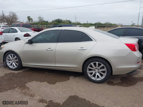 2015 Chevrolet Malibu LTZ with VIN 1G11F5SL3FF328986, listed as a IAAI auction lot 41578501 with 147,998 mi miles. Bid and sale history available at carsss.com. Image 15.