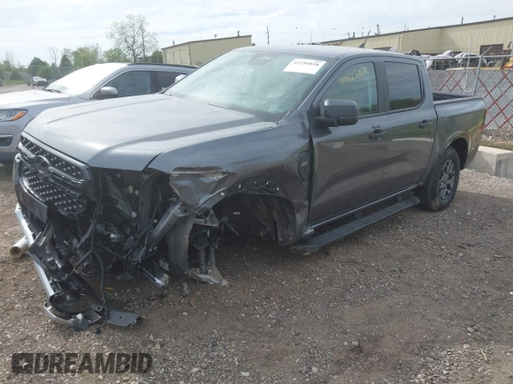 2024 Ford Ranger XLT z VIN 1FTER4HH6RLE34724, wystawiony jako IAAI lot #42256858 z przebiegiem 12 438 mil mil oraz . Historia ofert i sprzedaży dostępna na DreamBid. Obrazek 19.