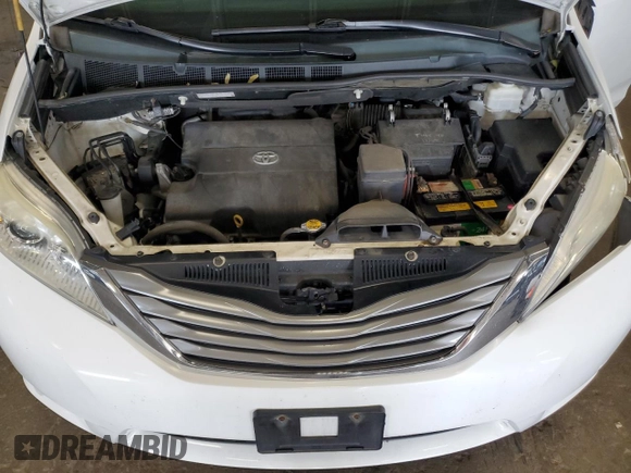 2013 Toyota Sienna XLE with VIN 5TDDK3DC9DS070424, listed as a Copart auction lot 61406715 with 193,583 mi miles and Salvage title. Bid and sale history available at DreamBid. Image 12.
