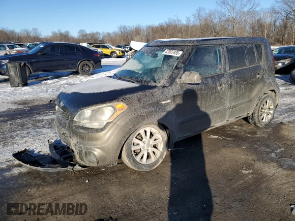 2013 Kia Soul with VIN KNDJT2A56D7527149, listed as a Copart auction lot 42007935 with 85,073 mi miles and Salvage Title. Bid and sale history available at carsss.com. Image 1.