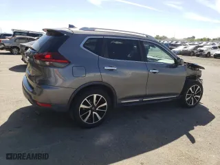 2019 Nissan Rogue SL with VIN 5N1AT2MT8KC774831, listed as a Copart auction lot 52713255 with 105,704 mi miles and Salvage Title. Bid and sale history available at carsss.com. Image 3.