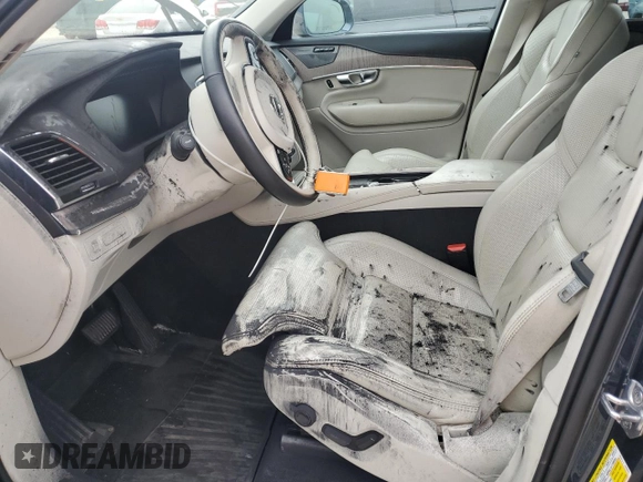2021 Volvo XC90 Inscription Expression with VIN YV4BR00L2M1699623, listed as a Copart auction lot 58399905 with Not provided miles and Salvage title. Bid and sale history available at DreamBid. Image 7.