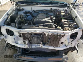 2000 Toyota Tundra SR5 with VIN 5TBBT4415YS050193, listed as a Copart auction lot 53702725 with 136,081 mi miles and Salvage Title. Bid and sale history available at DreamBid. Image 11.