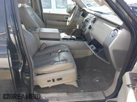 2008 Ford Expedition Limited с VIN 1FMFU19538LA87045, выставлен на аукционе IAAI как лот 41789089 с пробегом 235 314 миль миль и . История ставок и продаж доступна на DreamBid. Изображение 5.