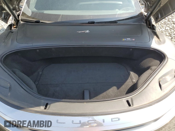 2023 Lucid Air Grand Touring z VIN 50EA1GBA9PA003155, wystawiony jako Copart lot #55441165 z przebiegiem 6 078 mil mil oraz Szkoda całkowita • Salvage title. Historia ofert i sprzedaży dostępna na DreamBid. Obrazek 11.