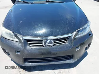 2012 Lexus CT 200h z VIN JTHKD5BH4C2053787, wystawiony jako IAAI lot #42533598 z przebiegiem 260 264 mil mil oraz . Historia ofert i sprzedaży dostępna na DreamBid. Obrazek 6.