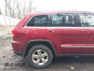 2012 Jeep Grand Cherokee Laredo with VIN 1C4RJFAG7CC123669, listed as a IAAI auction lot 42001472 with 164,806 mi miles. Bid and sale history available at carsss.com. Image 21.