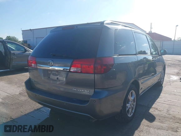 2005 Toyota Sienna XLE with VIN 5TDZA22C45S318568, listed as a IAAI auction lot 42225965 with 183,393 mi miles and . Bid and sale history available at DreamBid. Image 4.