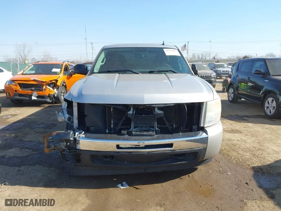 2009 Chevrolet Silverado 1500 LT with VIN 2GCEC29C091117150, listed as a IAAI auction lot 41763081 with 173,604 mi miles. Bid and sale history available at carsss.com. Image 12.