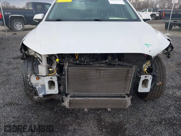 2019 Hyundai Kona Limited with VIN KM8K33A59KU371435, listed as a IAAI auction lot 41217772 with 72,454 mi miles. Bid and sale history available at carsss.com. Image 6.
