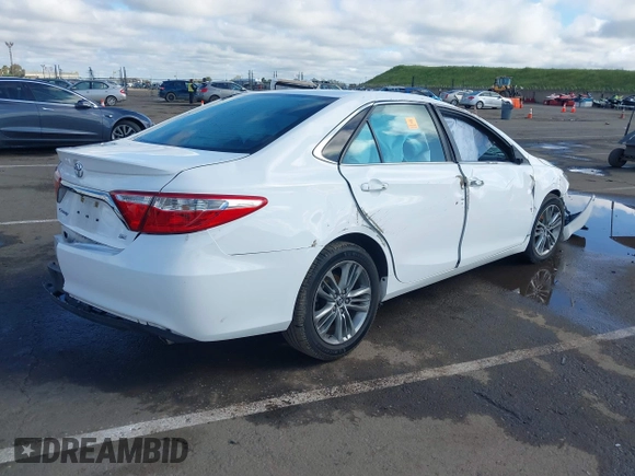 2015 Toyota Camry XLE z VIN 4T1BF1FK7FU110031, wystawiony jako IAAI lot #41906811 z przebiegiem Nie podano mil oraz . Historia ofert i sprzedaży dostępna na DreamBid. Obrazek 4.
