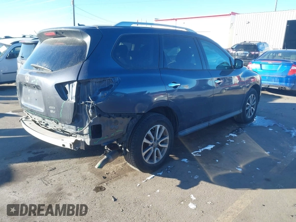2013 Nissan Pathfinder SV with VIN 5N1AR2MM4DC672307, listed as a IAAI auction lot 41369598 with 187,713 mi miles. Bid and sale history available at carsss.com. Image 4.