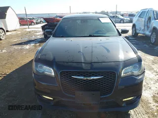 2018 Chrysler 300 with VIN 2C3CCAGG7JH302352, listed as a IAAI auction lot 41626942 with 106,656 mi miles. Bid and sale history available at carsss.com. Image 12.