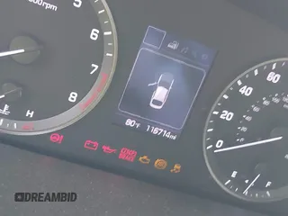 2017 Hyundai Sonata 2.4L z VIN 5NPE24AF8HH552970, wystawiony jako IAAI lot #42075452 z przebiegiem 116 714 mil mil oraz . Historia ofert i sprzedaży dostępna na DreamBid. Obrazek 14.