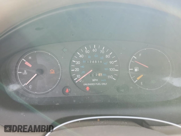 1996 Geo Prizm LSi z VIN 1Y1SK5265TZ029457, wystawiony jako Copart lot #54611415 z przebiegiem 174 816 mil mil oraz Szkoda całkowita • Salvage title. Historia ofert i sprzedaży dostępna na DreamBid. Obrazek 9.