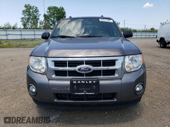 2012 Ford Escape XLT z VIN 1FMCU9D73CKA70061, wystawiony jako Copart lot #63571585 z przebiegiem 130 275 mil mil oraz Czysty tytuł • Clean title. Historia ofert i sprzedaży dostępna na DreamBid. Obrazek 5.