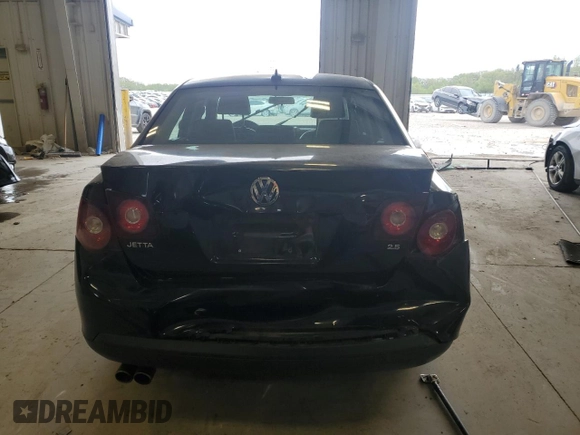 2010 Volkswagen Jetta SE z VIN 3VWRZ7AJ6AM008385, wystawiony jako Copart lot #57527875 z przebiegiem 194 632 mil mil oraz Nie do naprawy • Non repairable. Historia ofert i sprzedaży dostępna na DreamBid. Obrazek 6.