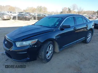 2014 Ford Police Interceptor z VIN 1FAHP2MK3EG124483, wystawiony jako IAAI lot #41018811 z przebiegiem 200 626 mil mil oraz . Historia ofert i sprzedaży dostępna na DreamBid. Obrazek 17.
