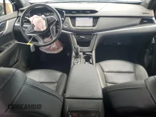 2023 Cadillac XT5 AWD Premium Luxury z VIN 1GYKNDRS6PZ144478, wystawiony jako Copart lot #45291295 z przebiegiem 45 910 mil mil oraz Nie do naprawy. Historia ofert i sprzedaży dostępna na DreamBid. Obrazek 8.