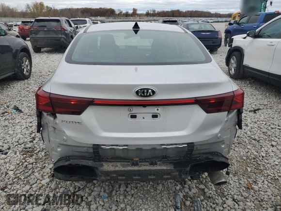 2021 Kia Forte FE with VIN 3KPF24AD9ME340192, listed as a Copart auction lot 78816414 with 70,643 mi miles and Clean Title. Bid and sale history available at carsss.com. Image 6.
