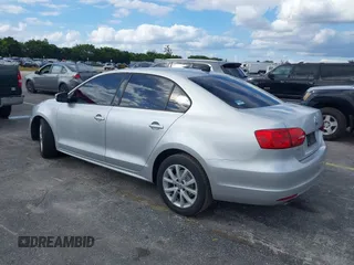 2012 Volkswagen Jetta Sedan SE w/Convenience PZEV with VIN 3VWDP7AJ5CM348310, listed as a IAAI auction lot 41439669 with 166,554 mi miles. Bid and sale history available at carsss.com. Image 3.
