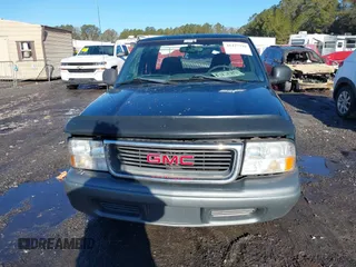 1998 GMC Sonoma SLS with VIN 1GTCS19X7W8527833, listed as a IAAI auction lot 41427791 with 232,462 mi miles. Bid and sale history available at carsss.com. Image 12.
