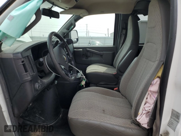 2016 Chevrolet Express Passenger LT with VIN 1GAZGMFG6G1163991, listed as a Copart auction lot 60600655 with 109,637 mi miles and Salvage title. Bid and sale history available at DreamBid. Image 7.