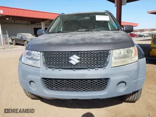 2011 Suzuki Grand Vitara Limited with VIN JS3TE0D71B4100465, listed as a IAAI auction lot 41725221 with 281,721 mi miles. Bid and sale history available at carsss.com. Image 12.