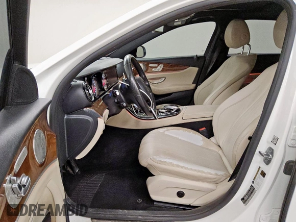 2017 Mercedes-Benz E 300 Luxury with VIN WDDZF4JB7HA048166, listed as a Copart auction lot 60746955 with 112,553 mi miles and Clean title. Bid and sale history available at DreamBid. Image 7.