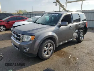 2012 Ford Escape Limited z VIN 1FMCU0EG1CKB30638, wystawiony jako Copart lot #52905205 z przebiegiem 169 683 mil mil oraz Szkoda całkowita • Salvage title. Historia ofert i sprzedaży dostępna na DreamBid. Obrazek 1.
