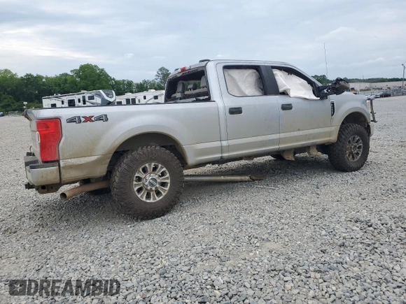 2020 Ford F-250 XL z VIN 1FT7W2B6XLEE81814, wystawiony jako Copart lot #56356235 z przebiegiem 106 361 mil mil oraz Szkoda całkowita • Salvage title. Historia ofert i sprzedaży dostępna na DreamBid. Obrazek 3.