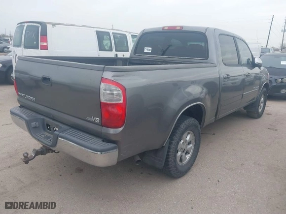 2005 Toyota Tundra SR5 with VIN 5TBET34155S491275, listed as a IAAI auction lot 41742181 with 152,268 mi miles. Bid and sale history available at carsss.com. Image 4.