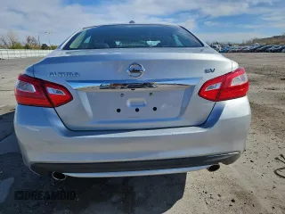 2017 Nissan Altima 2.5 SV with VIN 1N4AL3AP5HC283424, listed as a Copart auction lot 51636595 with 107,697 mi miles and Clean Title. Bid and sale history available at carsss.com. Image 6.