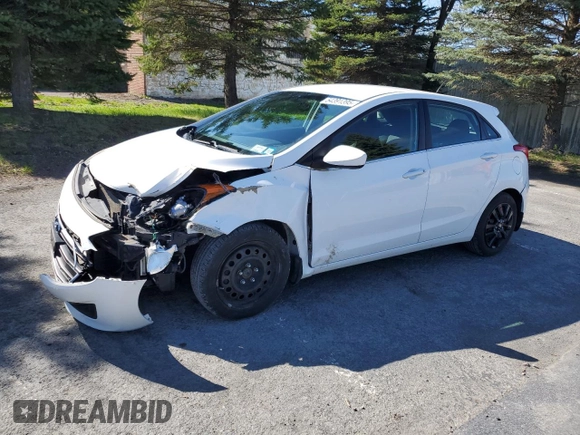 2016 Hyundai Elantra GT with VIN KMHD35LH1GU321647, listed as a Copart auction lot 54391395 with 140,819 mi miles and Salvage Title. Bid and sale history available at carsss.com. Image 1.